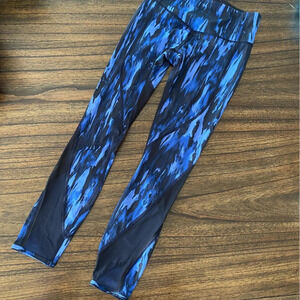 Lululemon All Meshed Up 7/8 Tight Painted Animal Sprinkler Black / Black size 2